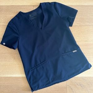 Casma Three Pocket Figs Scrub Top